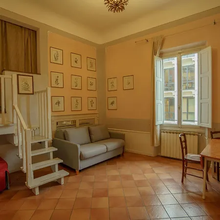 Apartment Tranquil Near Museums And Train Station Florence