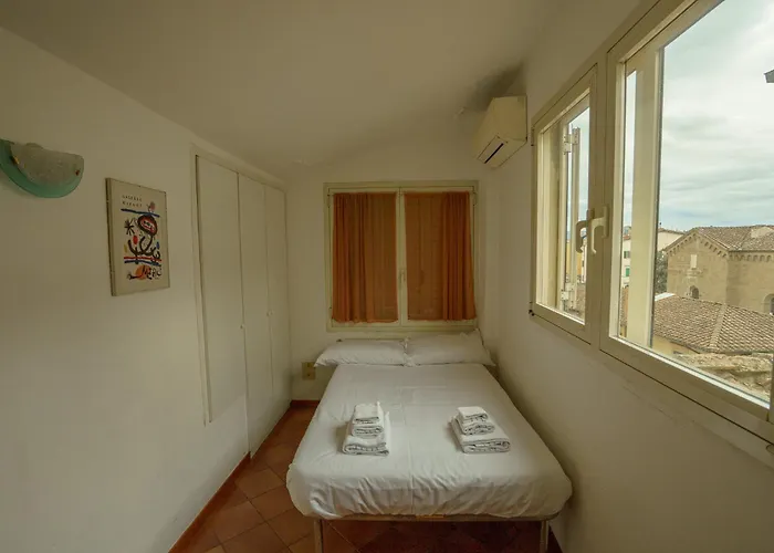 Tranquil Near Museums And Train Station Διαμέρισμα *